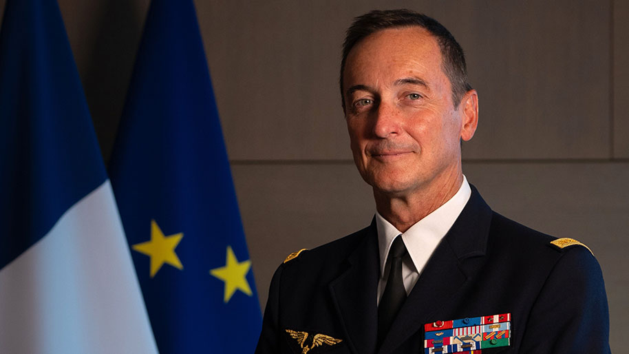 Commission de la défense : Général d’armée aérienne Fabien Mandon, sur le projet de loi actualisant la programmation militaire pour les années 2024 à 2030 - Jeudi 9 avril 2026 - Vidéos de l